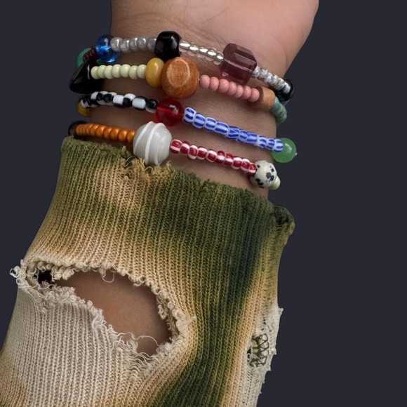 Boho Mixed Bead Bracelet Stack - 4pcs - Picture 4 of 7
